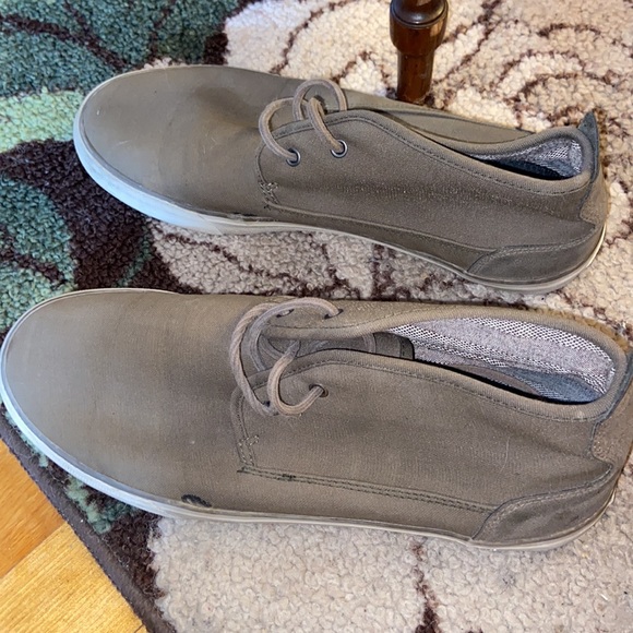 Andrew Marc Men Shoes - Picture 3 of 3